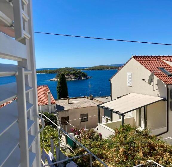 اتاق استاندارد با چشمانداز دریا, Rooms Vinka Tudor