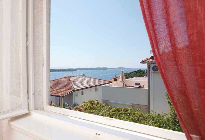 اتاق استاندارد با چشمانداز دریا, Rooms Vinka Tudor