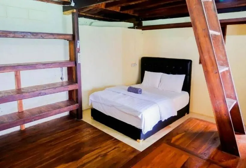 ファミリールーム, Phinisi Hostel Bira