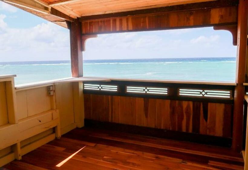 패밀리 룸, Phinisi Hostel Bira