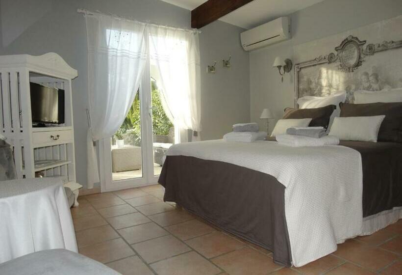 اتاق استاندارد با تخت بزرگ, Aigues Marines