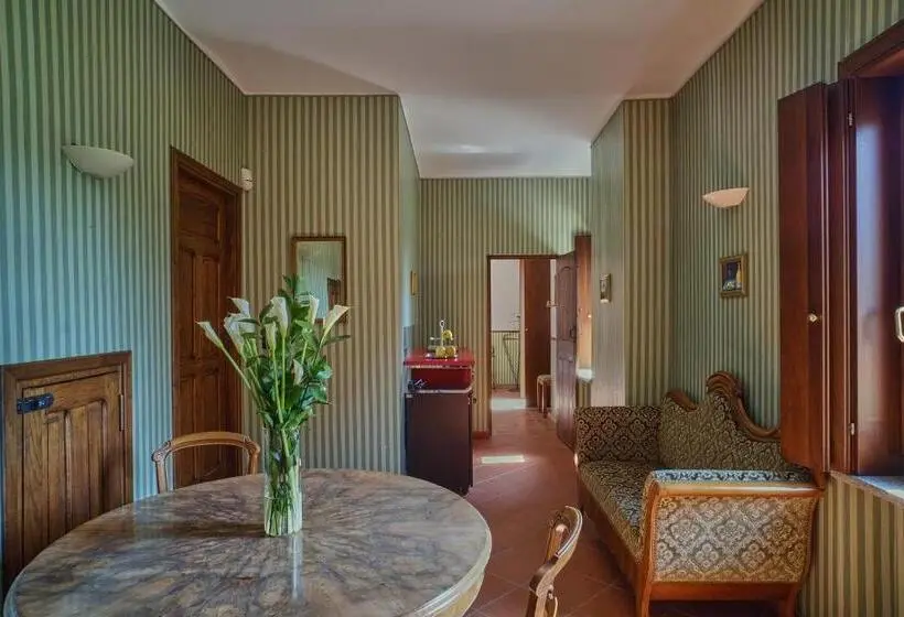 キングサイズベッドのデラックススイート, Giarvino Boutique Guest House