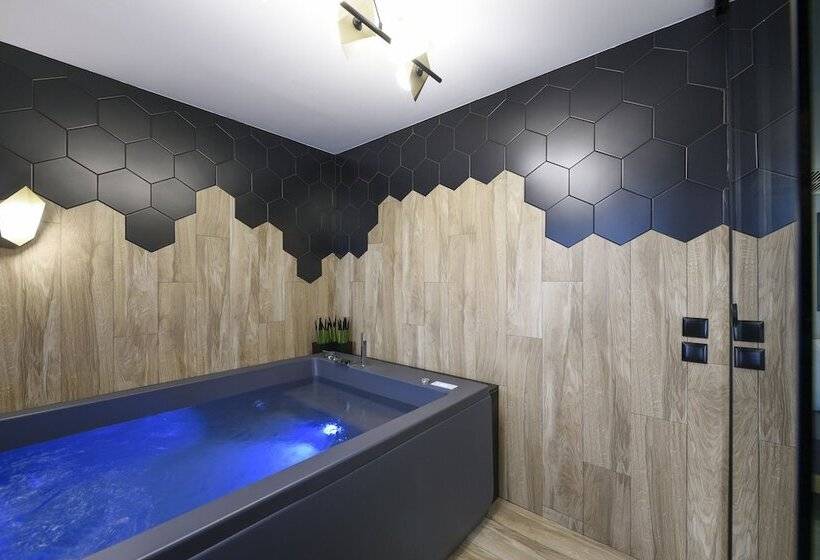 جناح ديلوكس مع إطلالات, Pillow Urban Stay