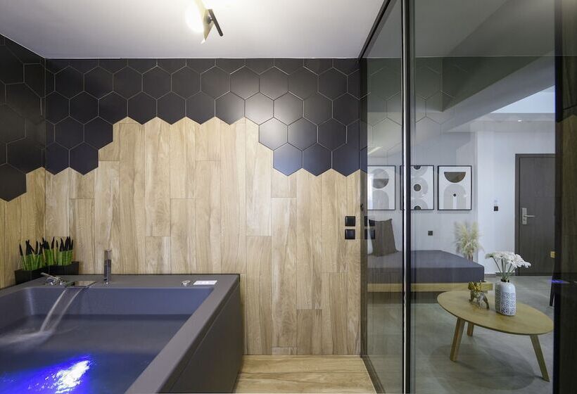 سوئیت دولوکس با چشمانداز, Pillow Urban Stay