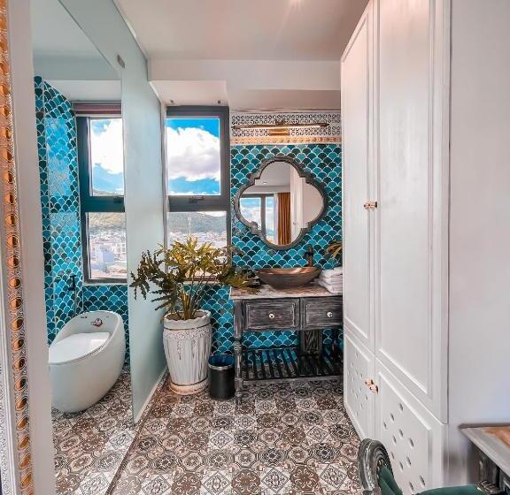 سوییت لوکس, Athena Hotel Quy Nhơn