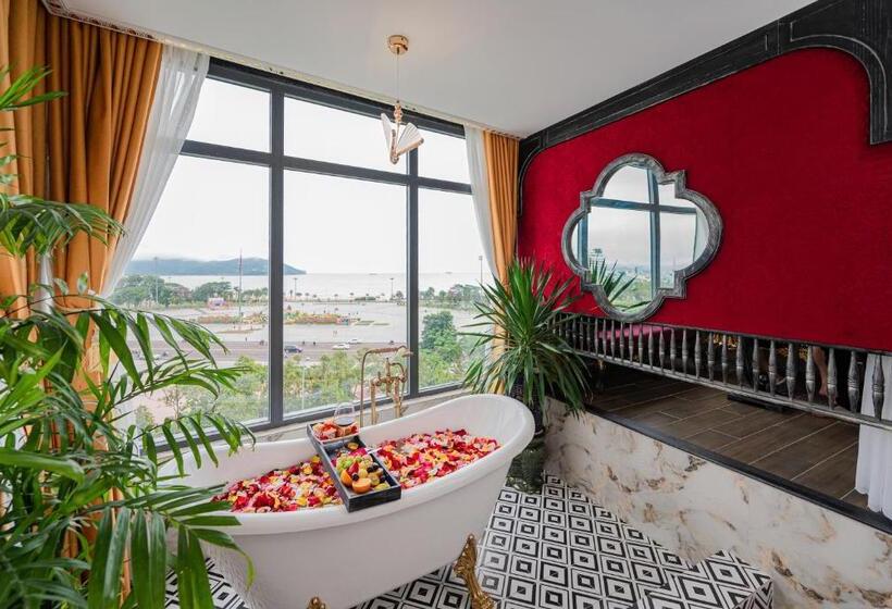 سوییت لوکس, Athena Hotel Quy Nhơn