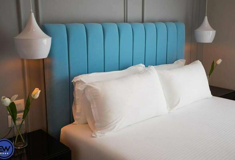 חדר דלוקס לשלושה, Blue Water Hotel Ksamil