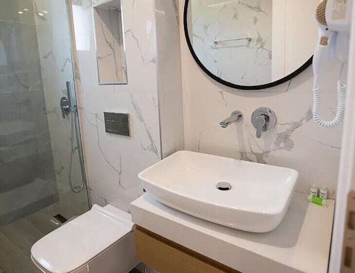 Номер Deluxe, Blue Water Hotel Ksamil