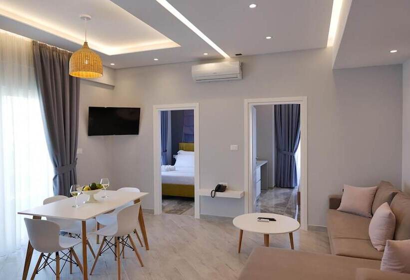 סוויטה, Blue Water Hotel Ksamil