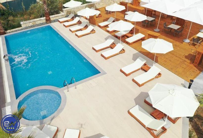 Трехместный Номер Deluxe, Blue Water Hotel Ksamil