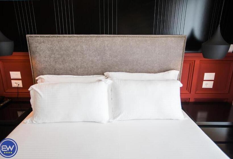 חדר דלוקס לשלושה, Blue Water Hotel Ksamil