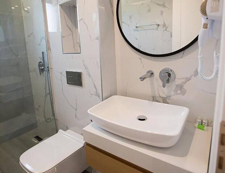 Номер Deluxe, Blue Water Hotel Ksamil