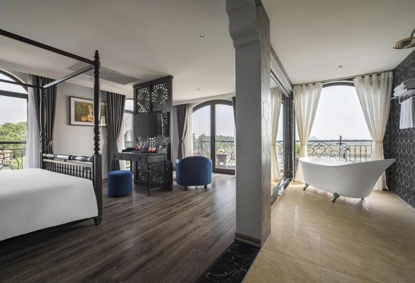 سوئیت با بالکن, Lalita Boutique Hotel & Spa Ninh Binh