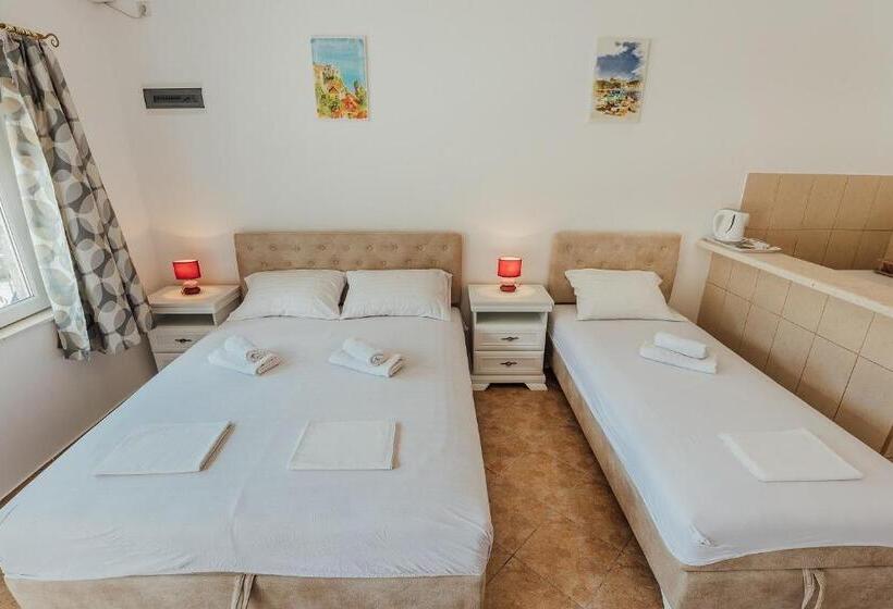 استودیو استاندارد با بالکن, Apartments Bonaca Igalo