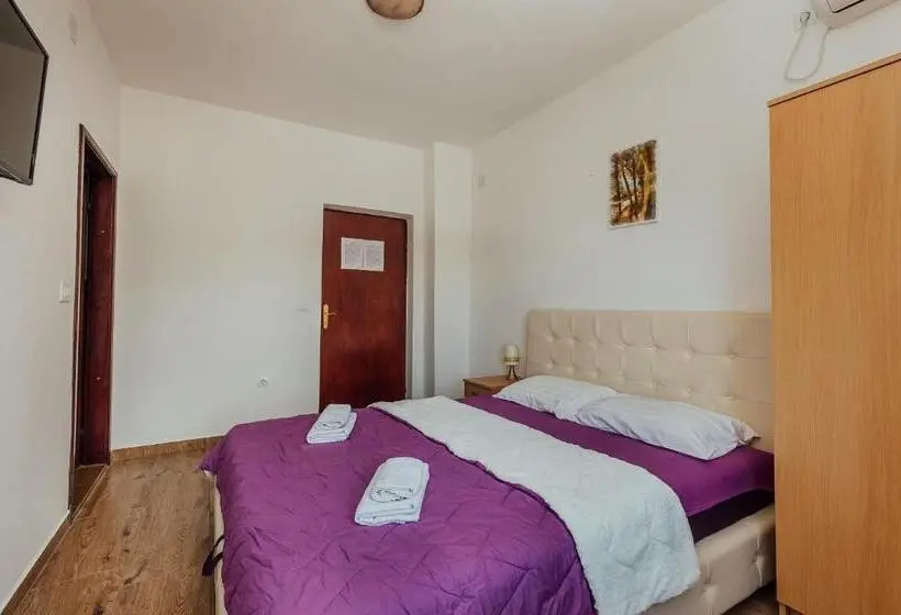 اتاق استاندارد با چشم‌انداز دریا, Apartments Bonaca Igalo
