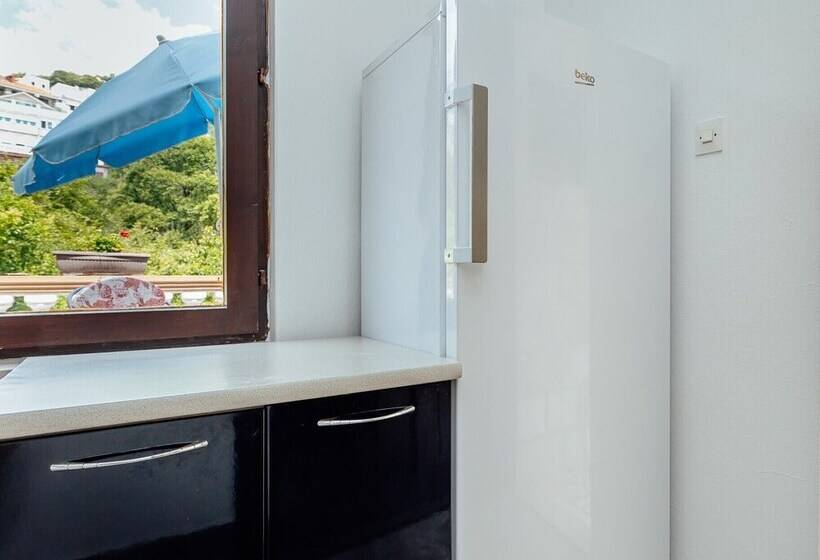 Triple Room Sea View, Apartments Bonaca Igalo