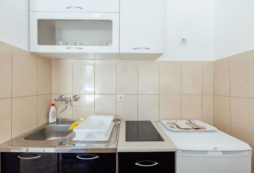 استودیو استاندارد با بالکن, Apartments Bonaca Igalo