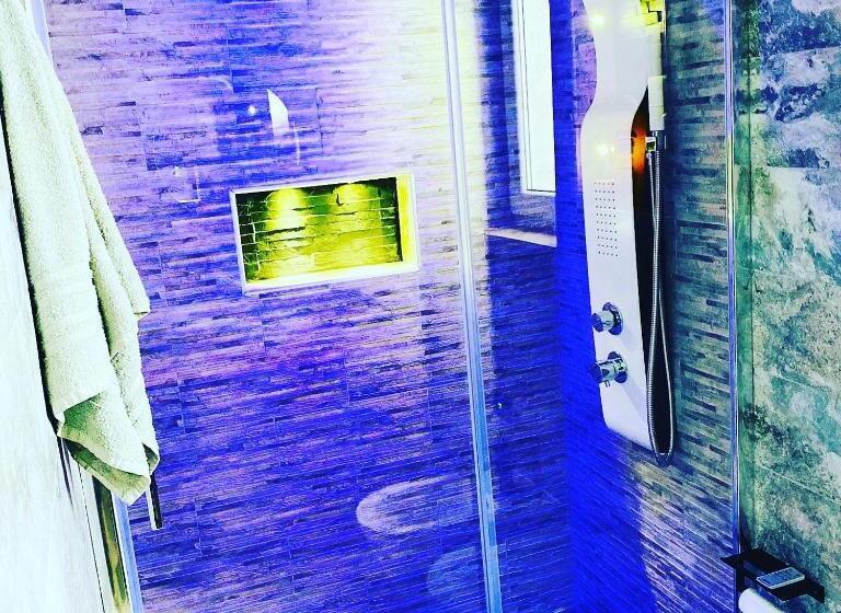 اتاق استاندارد, Come Nelle Favole