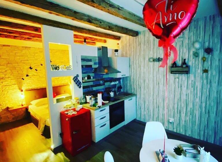 اتاق استاندارد, Come Nelle Favole