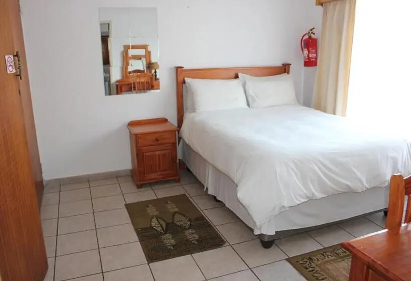 プールビュースタンダードルーム, El Palmar Guesthouse