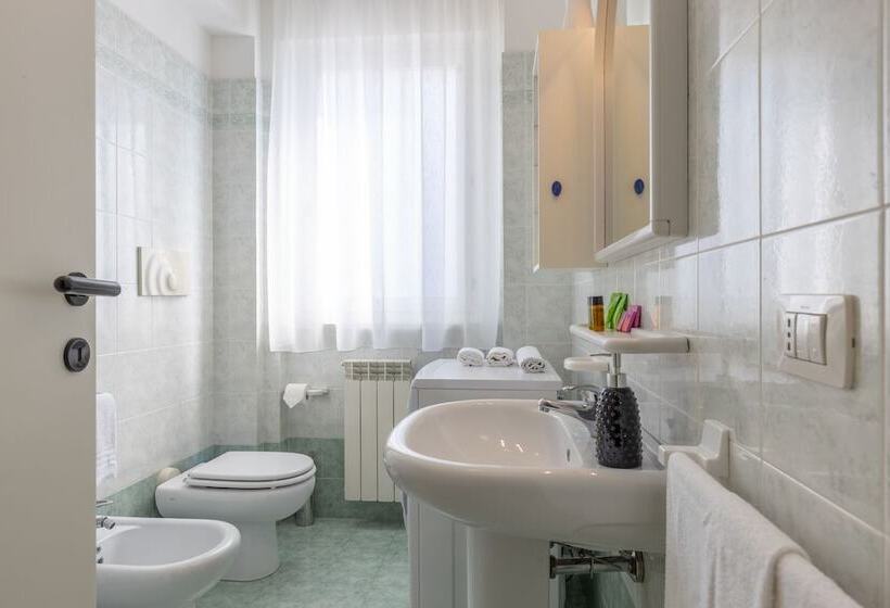 דירת חדר, Residence Albatros