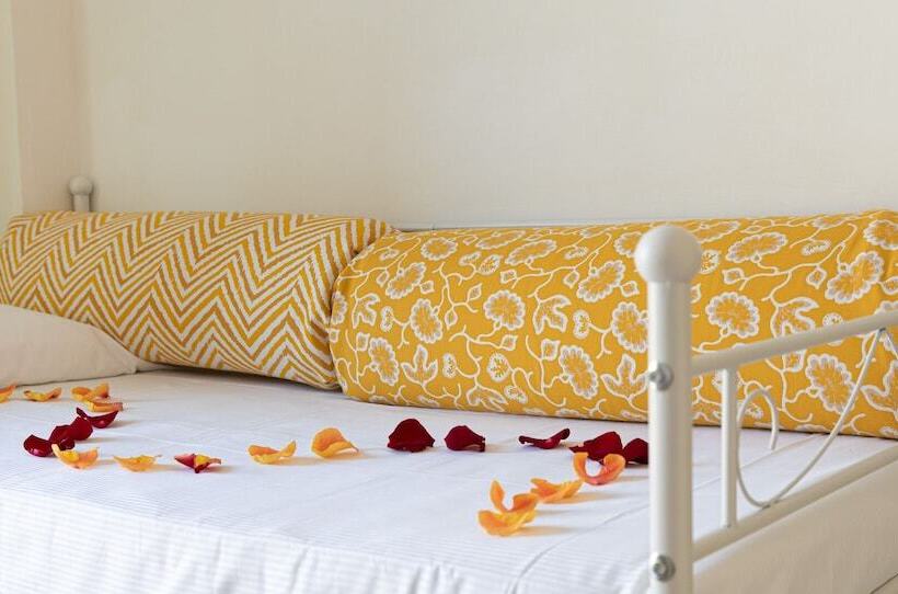 דירת חדר, Residence Albatros