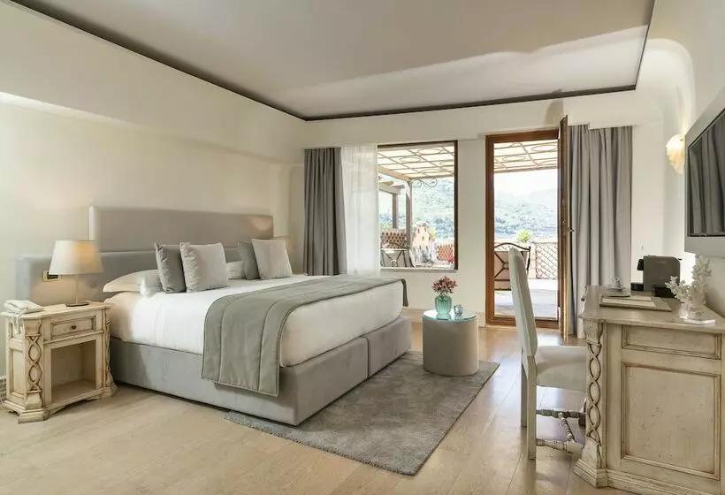 اتاق لوکس با چشم‌انداز دریا, Atlantis Bay  Vretreats