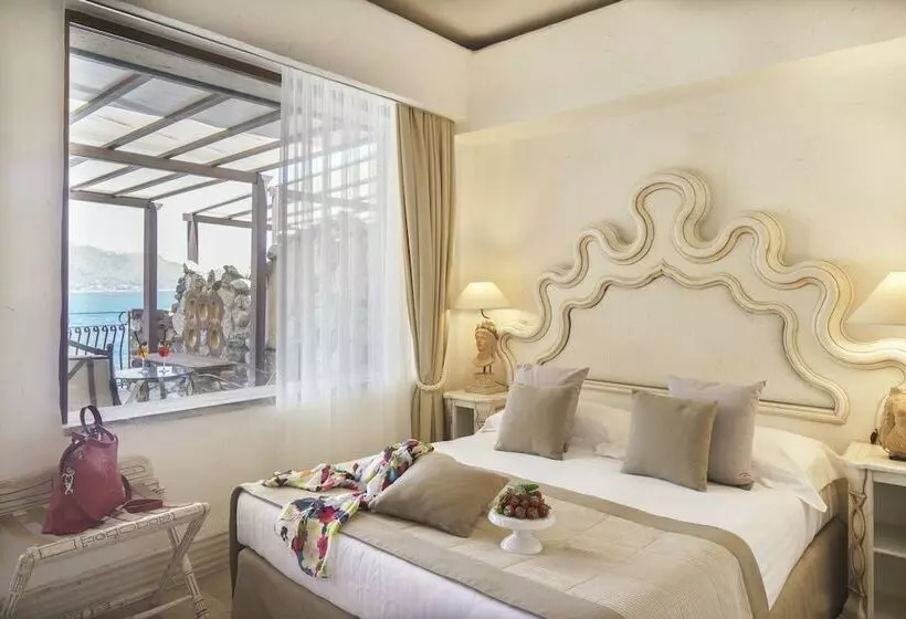 Basic Room Double Bed
