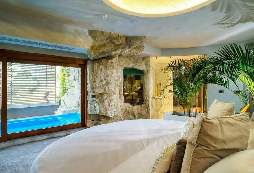 סוויטה עם בריכה, Atlantis Bay  Vretreats