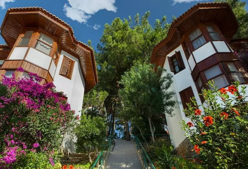 Standard-bungalow, Club & Hotel Letoonia