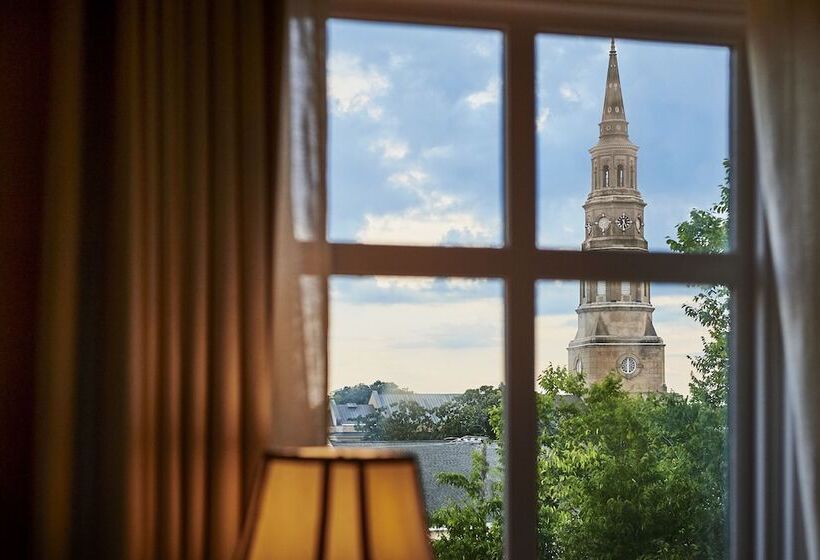 デラックススイート, French Quarter Inn