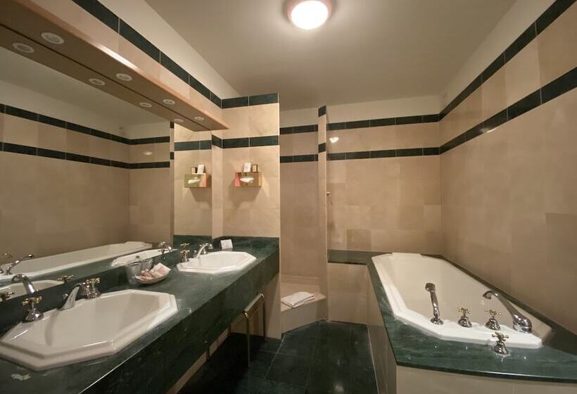 디럭스 룸, La Chartreuse Du Val Saint Esprit