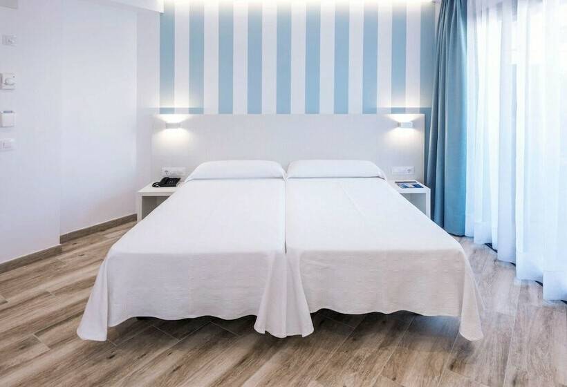 스탠다드 트리플 룸, Merce