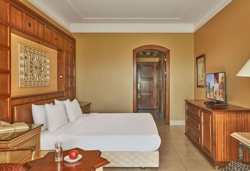 キングサイズベッドのスタンダードルーム, Mosaique Beach Resort Taba Heights