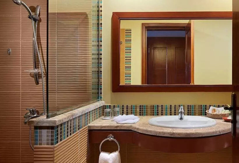 اتاق استاندارد با تخت بزرگ, Mosaique Beach Resort Taba Heights