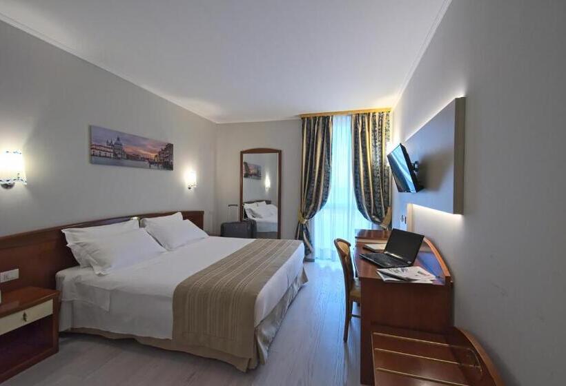 غرفة قياسية, Noventa