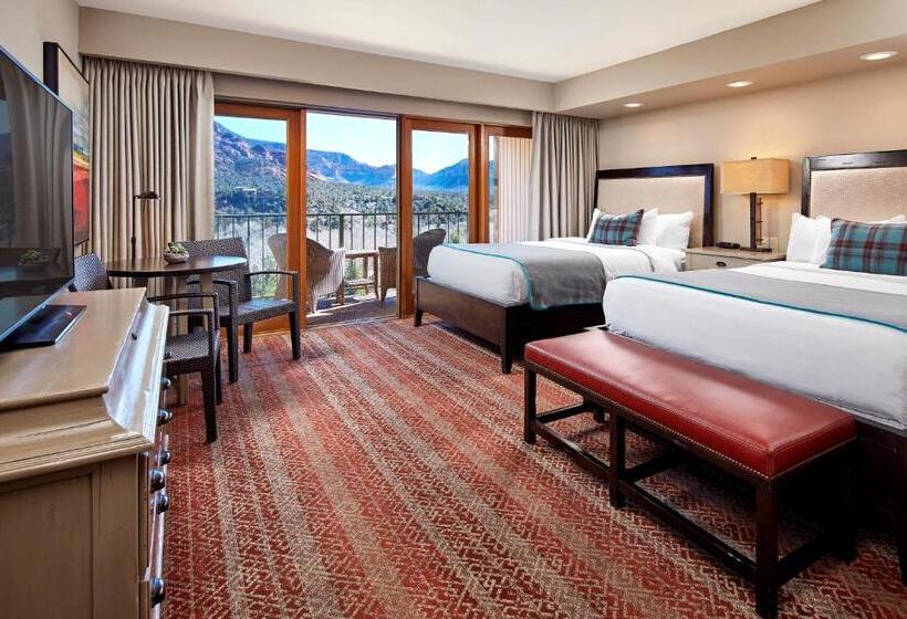 デラックスルーム, The Cliffs