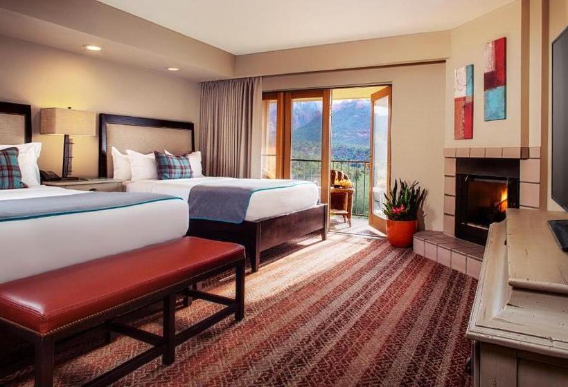 プレミアムルーム, The Cliffs