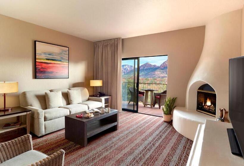 プレミアムスイート, The Cliffs