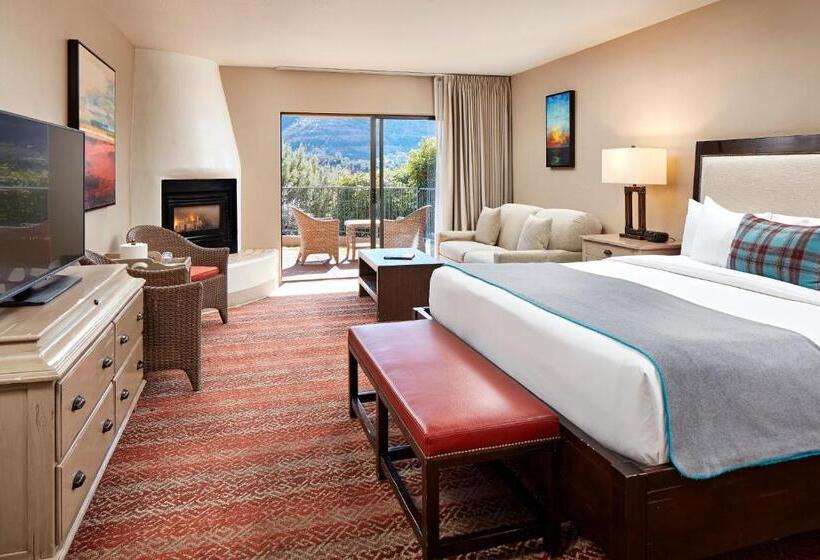 デラックスジュニアスイート, The Cliffs