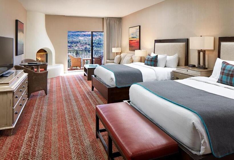 プレミアムジュニアスイート, The Cliffs