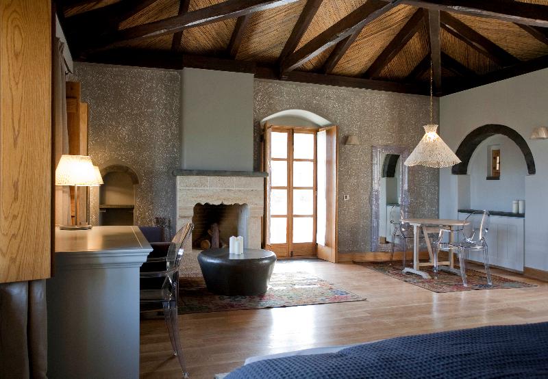 行政房间, Sandman Signature Vancouver Airport Hotel & Resort