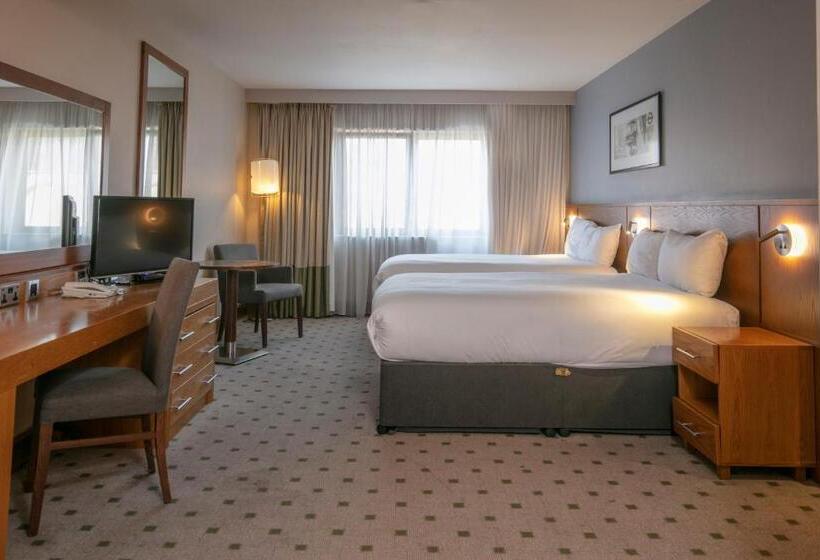 Номер Deluxe, The Crown London, Worldhotels Distinctive
