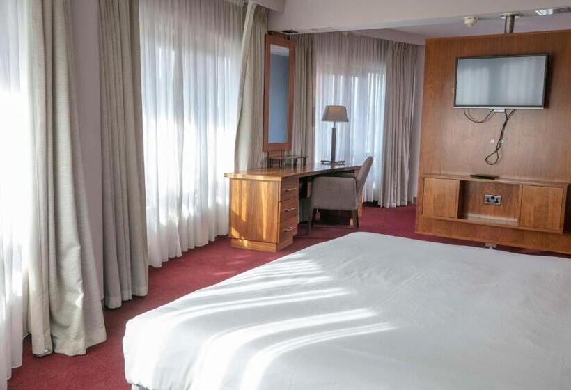 ジュニアスイート, The Crown London, Worldhotels Distinctive