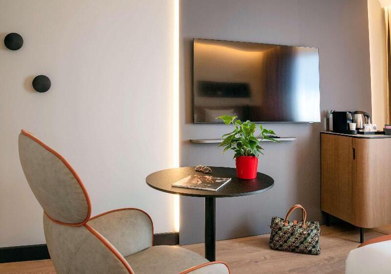 エグゼクティブファミリールーム, The Crown London, Worldhotels Distinctive