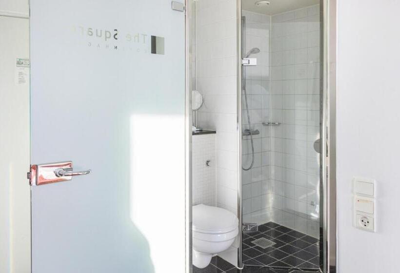 Habitació Estàndard, The Square