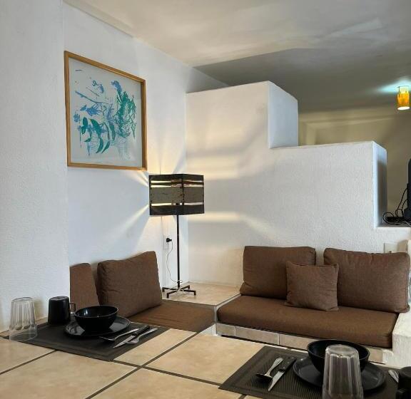 اتاق اکونومی, Inmotega Suites Tg