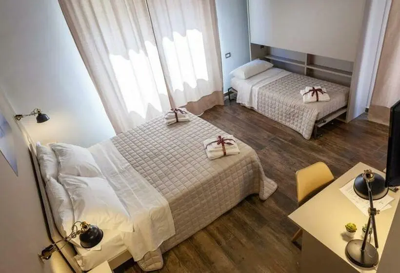 スタンダード４人部屋, Five Rooms Brolo