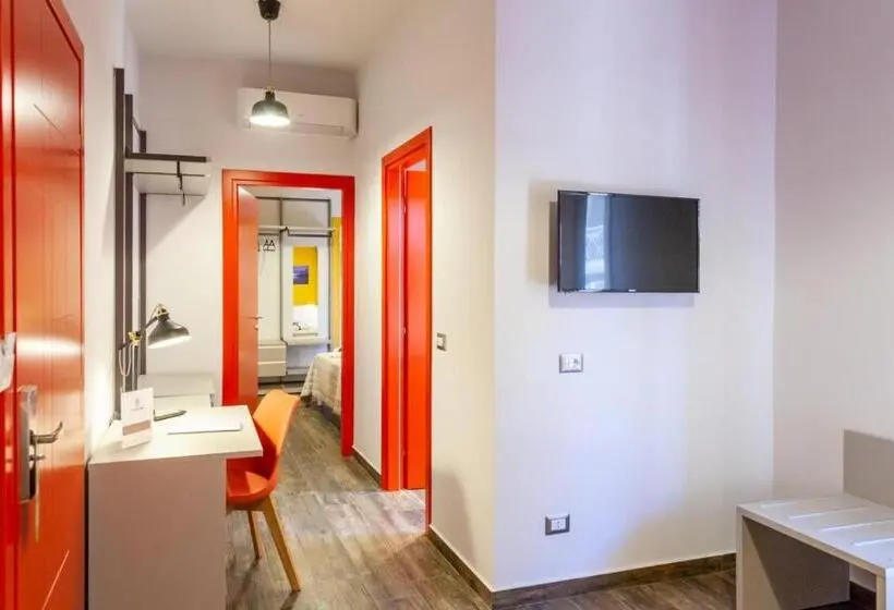 エコノミールーム, Five Rooms Brolo
