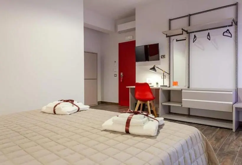 ファミリールーム, Five Rooms Brolo